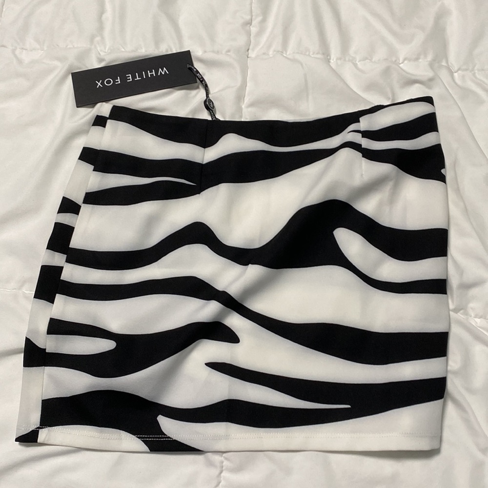 White Fox Boutique Alone With You Mini Skirt Zebra Print - Picture 5 of 5